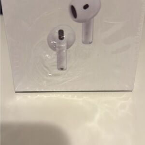 Apple AirPods with Noise Cancellation - White